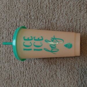 ✨3/$10 OR 5/$15✨ Tal Plastic Cup - New